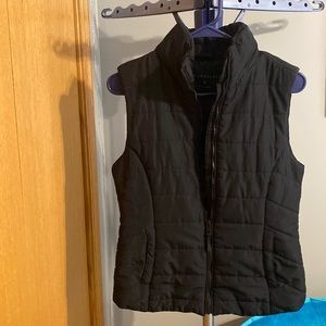 Black Aeropostale Vest